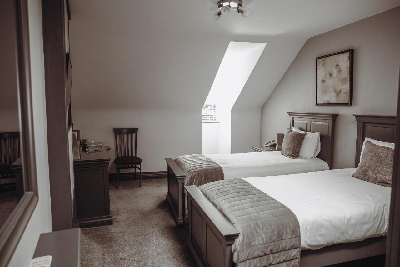 Muskerry Arms Bar And B&B Blarney Exterior photo